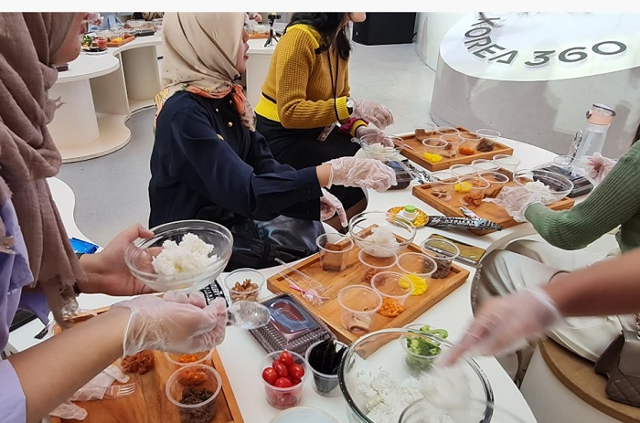 비빔밥 만들기 체험