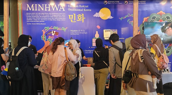 문화유산도시 족자카르타에서 한복의 아름다움 선보여