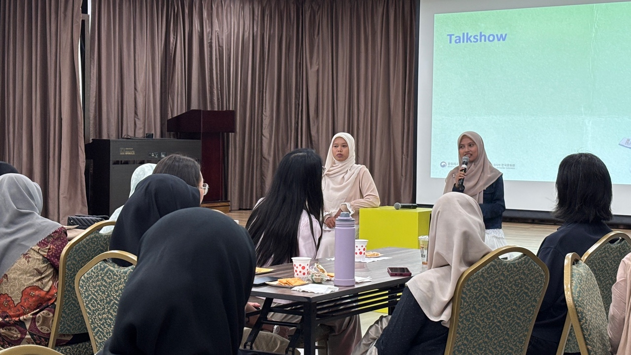 Talkshow bersama komunitas baca Hallyu