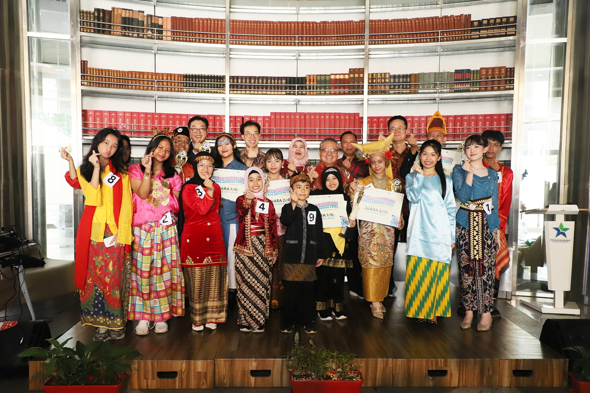 Foto Bersama 'Lomba Mendongeng, Cerita Dongeng Korea'